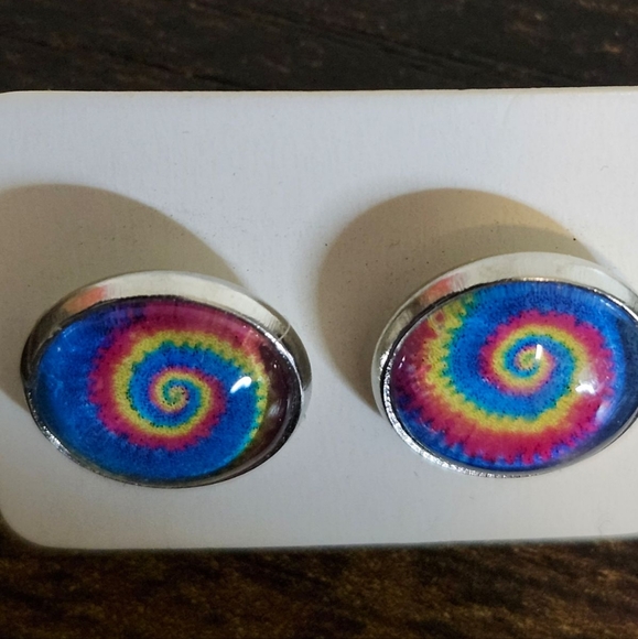 Earrings - Picture 2 of 2